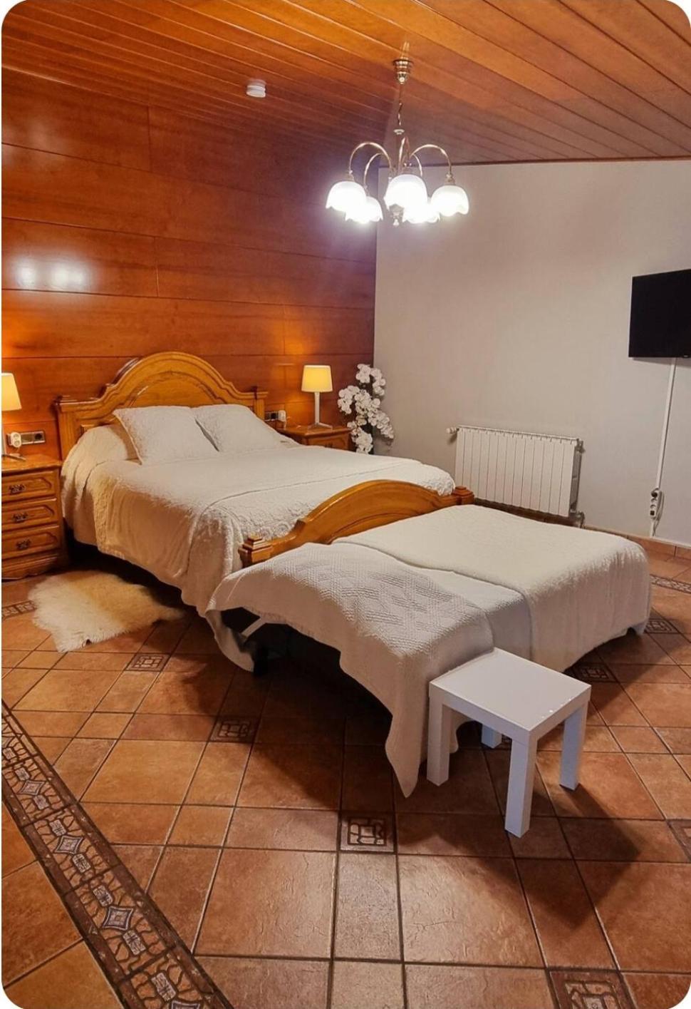 Villa Raco De Lis à La Torre de Claramunt Extérieur photo
